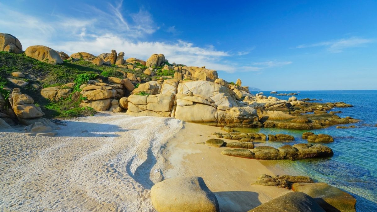 Mũi Kê Gà Bình Thuận là điểm đến yêu thích của các phượt thủ